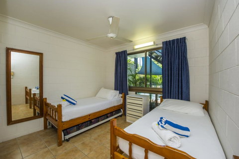 Magnetic North Apartment 1 - Tourism Cairns 9