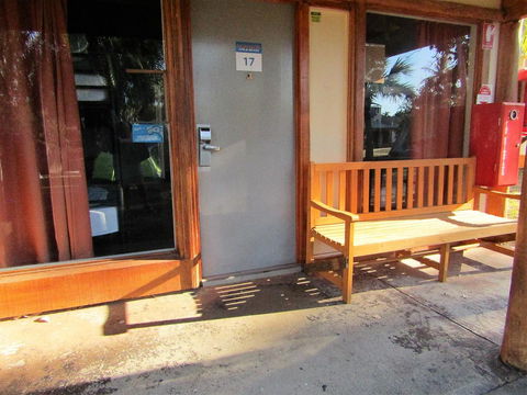 Nomads Airlie Beach - Tourism Cairns 16