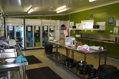 Nomads Airlie Beach - Tourism Cairns 19