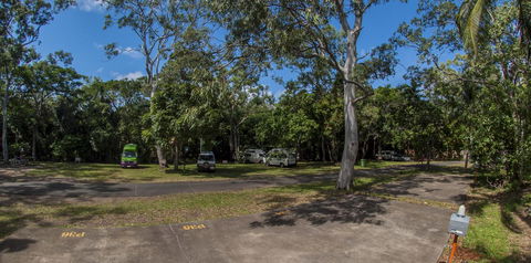 Nomads Airlie Beach - Tourism Cairns 43
