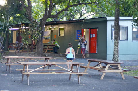 Nomads Airlie Beach - Tourism Cairns 44