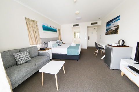 Ocean Views Resort Caloundra - Tourism Cairns 30