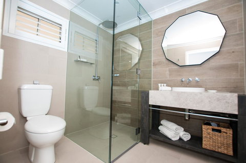 Mercure Clear Mountain Lodge - Tourism Cairns 9