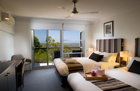 Mercure Clear Mountain Lodge - Tourism Cairns 5