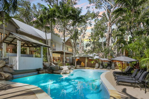 Paradise On The Beach Resort - Tourism Cairns 0