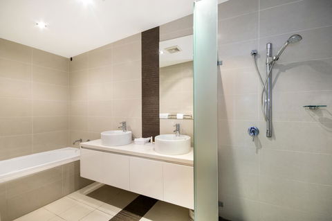 Redvue Holiday Apartments - Tourism Cairns 29