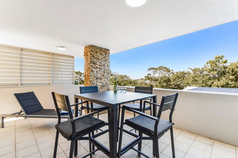 Redvue Holiday Apartments - Tourism Cairns 1