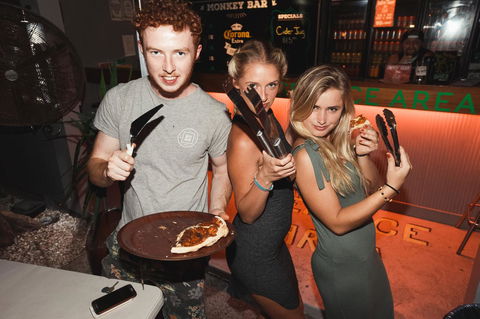 Mad Monkey Central - Tourism Cairns 28