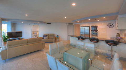 Cilento Mooloolaba - Tourism Cairns 24