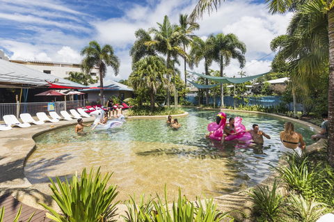 Summer House Cairns - Tourism Cairns 0