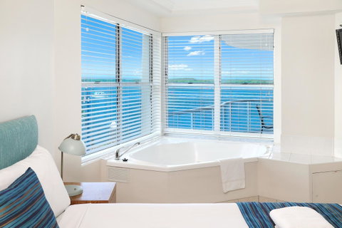 Watermark Resort Caloundra - Tourism Cairns 33