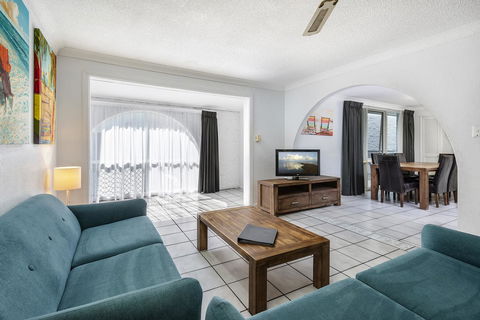 The Beach Motel Hervey Bay - Tourism Cairns 23