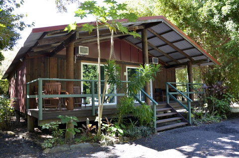 PK\'s Jungle Village - Tourism Cairns 24