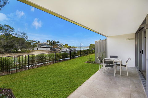 Jacaranda Noosa - Tourism Cairns 26