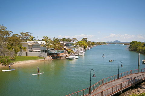 Jacaranda Noosa - Tourism Cairns 19