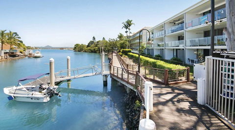 Jacaranda Noosa - Tourism Cairns 0