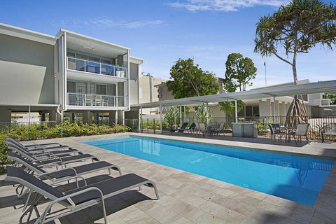 Jacaranda Noosa - Tourism Cairns 6