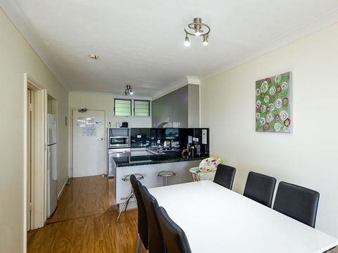 Beach Lodges - Tourism Cairns 28