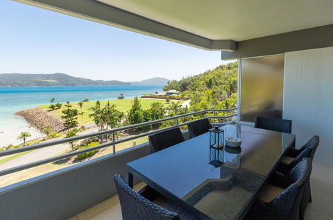 Beach Lodges - Tourism Cairns 4