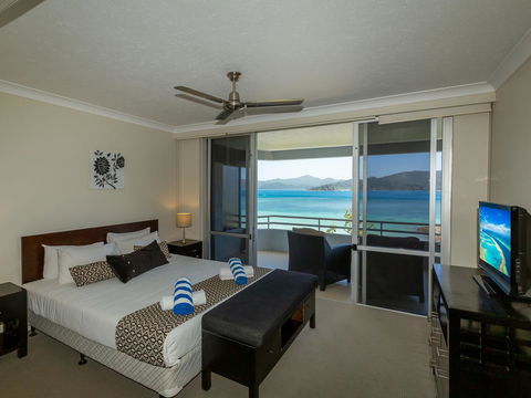 Beach Lodges - Tourism Cairns 10