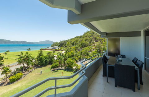 Beach Lodges - Tourism Cairns 15