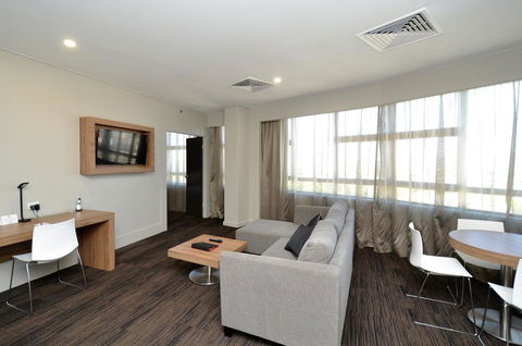 Hotel Grand Chancellor Townsville - Tourism Cairns 0