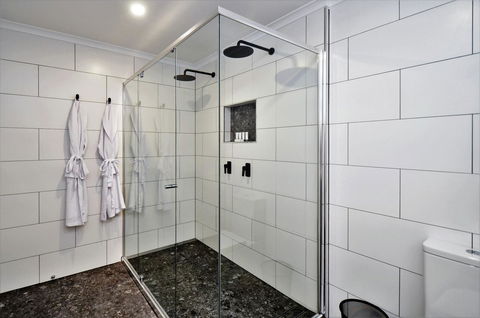 Hotel Grand Chancellor Townsville - Tourism Cairns 7