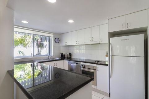 The White House Port Douglas - Tourism Cairns 38