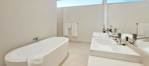 Pool Resort Port Douglas - Tourism Cairns 27