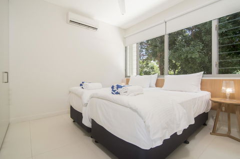 Pool Resort Port Douglas - Tourism Cairns 33