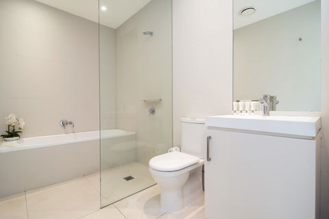 Pool Resort Port Douglas - Tourism Cairns 29