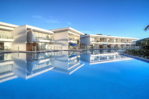 Pool Resort Port Douglas - Tourism Cairns 2