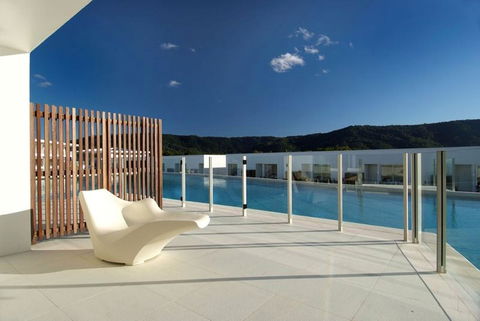 Pool Resort Port Douglas - Tourism Cairns 35