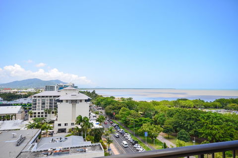 Pacific Hotel Cairns - Tourism Cairns 7