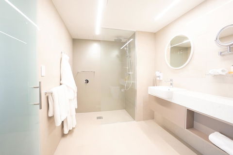 Pacific Hotel Cairns - Tourism Cairns 5