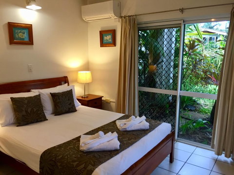 The Port Douglas Queenslander - Tourism Cairns 3