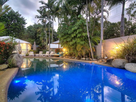 The Port Douglas Queenslander - Tourism Cairns 24