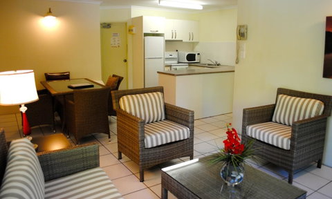 The Port Douglas Queenslander - Tourism Cairns 34