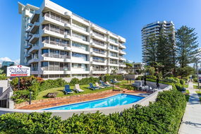 Book Surfers Paradise Accommodation Tourism Cairns Tourism Cairns