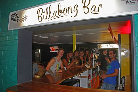 Backpackers In Paradise 18-35 Hostel - Tourism Cairns 12