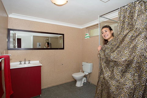 Backpackers In Paradise 18-35 Hostel - Tourism Cairns 7