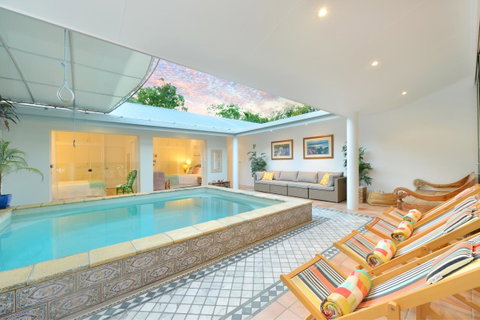 [ ANDY'S BEACH HOUSE ] - Tourism Cairns 0