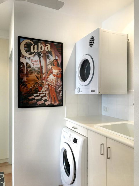 [ ANDY'S BEACH HOUSE ] - Tourism Cairns 37