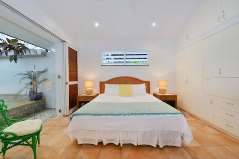 [ ANDY'S BEACH HOUSE ] - Tourism Cairns 26