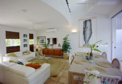 [ ANDY'S BEACH HOUSE ] - Tourism Cairns 34