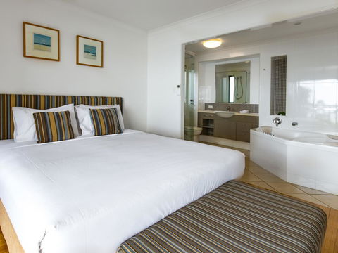 Shorelines - Tourism Cairns 41