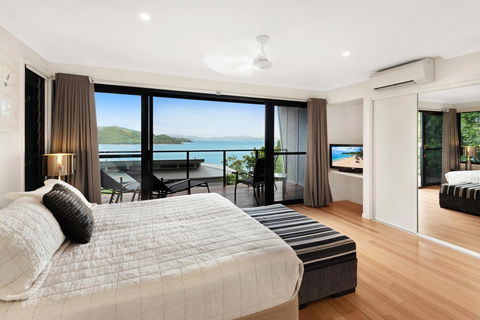 Shorelines - Tourism Cairns 3
