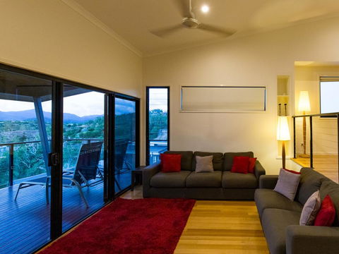 Shorelines - Tourism Cairns 21