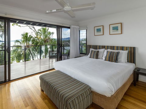 Shorelines - Tourism Cairns 38
