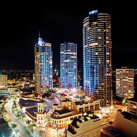 Mantra Towers Of Chevron - Tourism Cairns 0